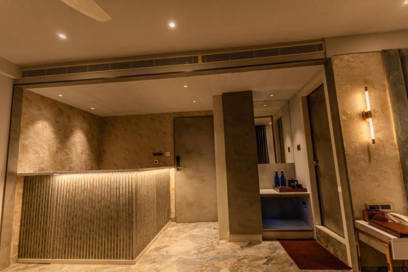 Hotel Ocean Blue Visakhapatnam Exterior photo